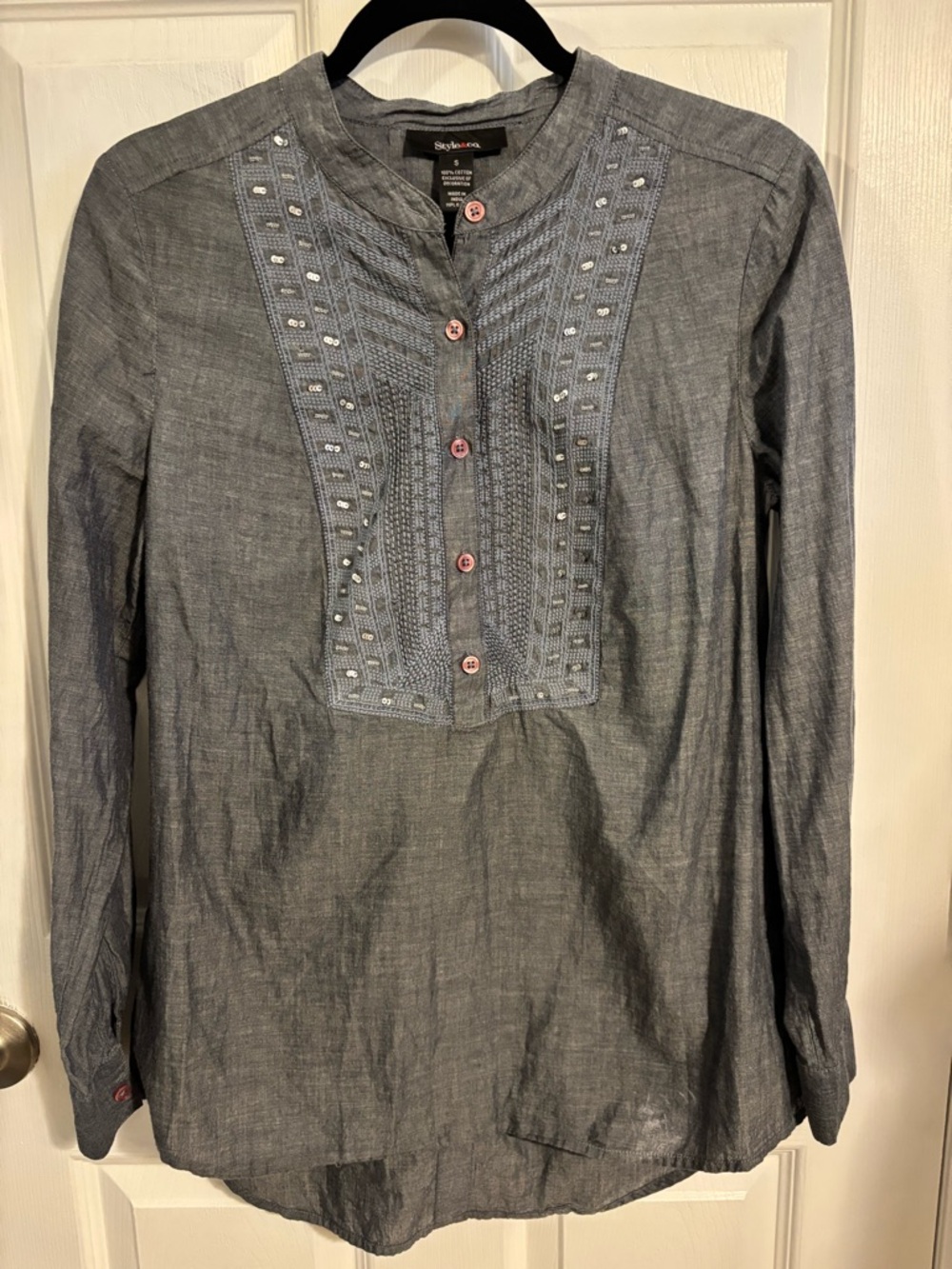 😍Style & Co. Cotton Gray Embellished Pintuck Button Top SZ Small